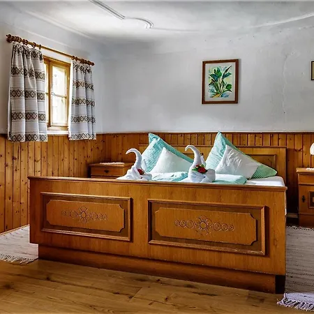 Bauernhof Vordersattlegghofhütte *